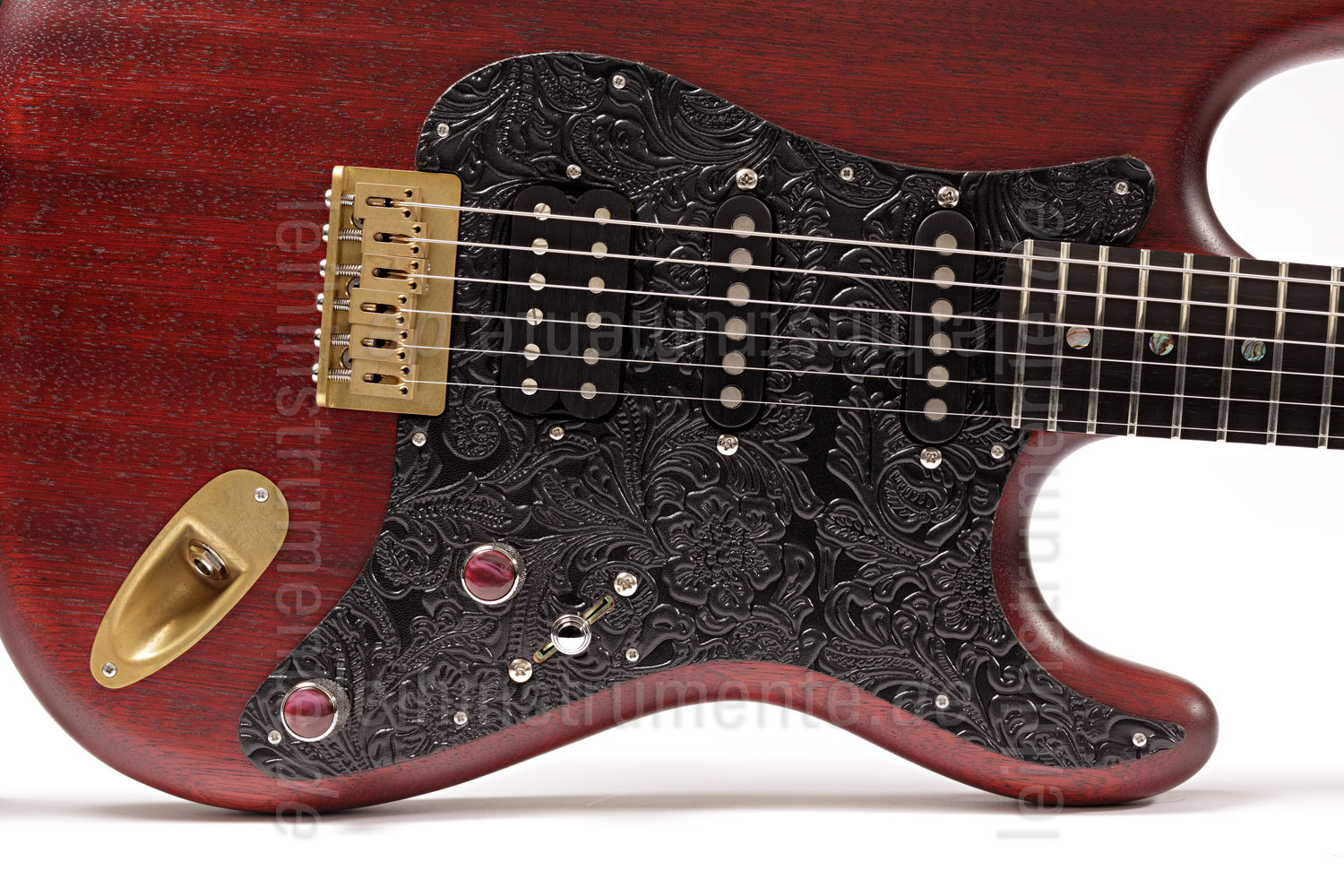 zur Artikelbeschreibung / Preis E-Gitarre BERSTECHER Deluxe Vintage (Hot B) - Black Cherry / Floral Black + Koffer - made in Germany