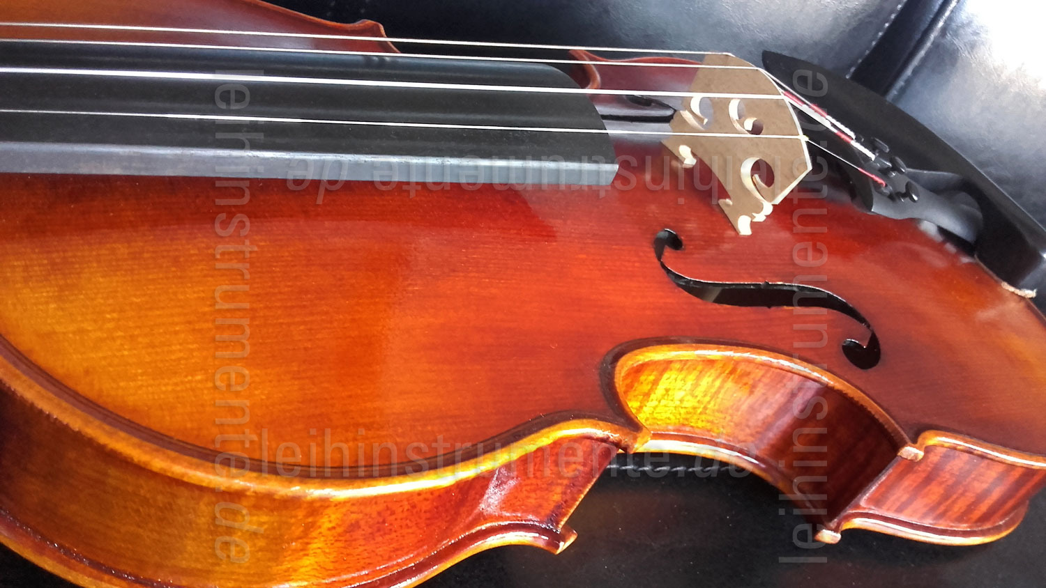 zur Artikelbeschreibung / Preis 4/4 Linkshänder Geige - GASPARINI MODELL ORCHESTRA - Komplettset - vollmassiv + Schulterkissen